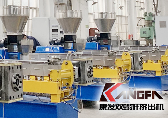 高效、節(jié)能技術(shù)、高性能軟包裝薄膜的需求日趨變高、輔機(jī)配件領(lǐng)域加大研發(fā)力度推動(dòng)整體研發(fā)制造水平的迅猛發(fā)展