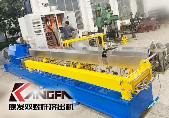 聚氯乙烯(PVC) 領域塑料擠出行業雙螺桿擠出機應用介紹