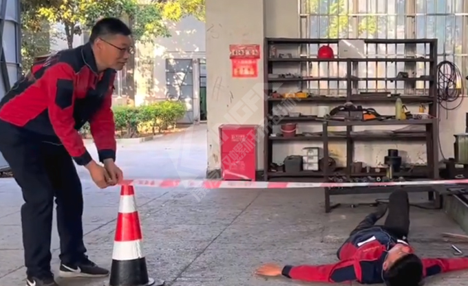 人人講安全,個個會應急!南京康發雙螺桿擠出機開展《觸電傷害應急預案演練》取得圓滿成功