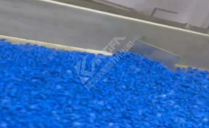 雙螺桿擠出機(jī)輔機(jī)配件——震動(dòng)篩工作原理