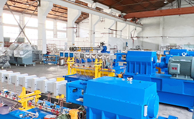 材料加工需求不斷升級,戰略性新興產業快速發展!雙螺桿擠出機市場規模不斷擴大