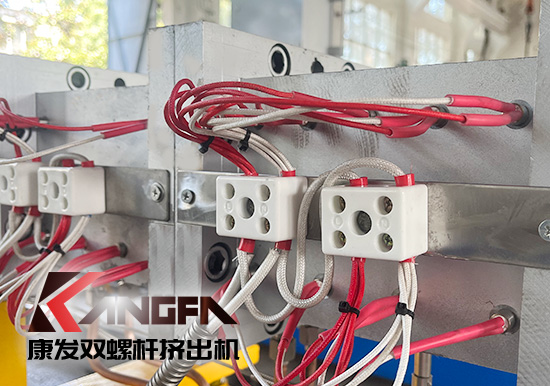 康發橡塑——雙螺桿擠出機源頭廠家 公司主營JSH-K系列、JSH雙螺桿系列、JSH雙階系列成套設備