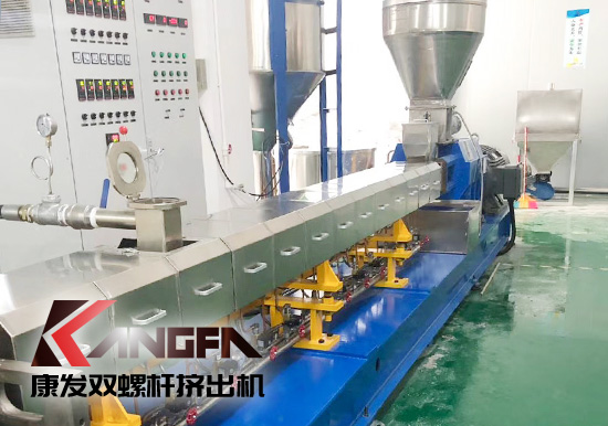 JSH-75 1:56 平行雙螺桿擠出機 高溶脂熔噴專用料 生產作業視頻